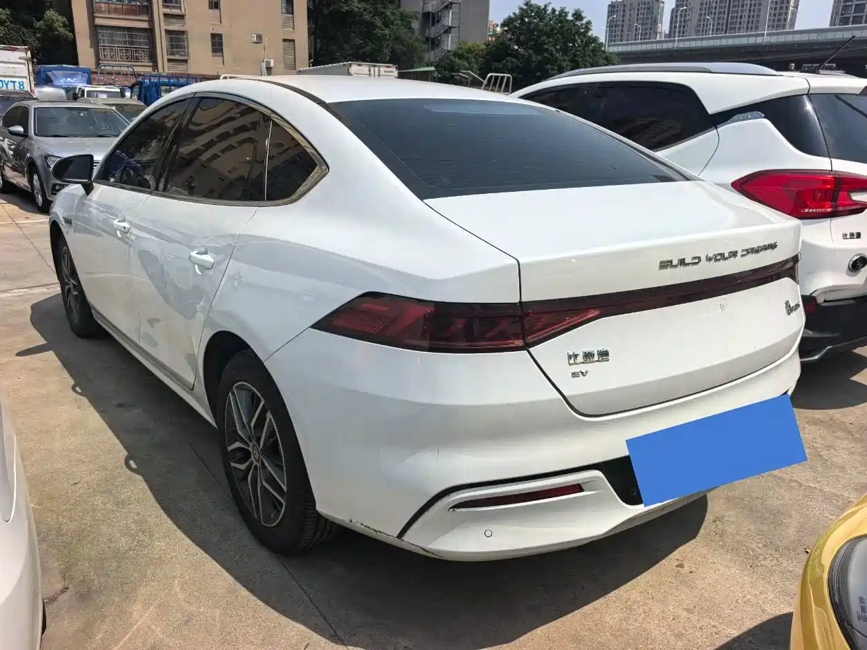 BYD Qin PLUS 2021 EV 400KM Luxury Model фото 6