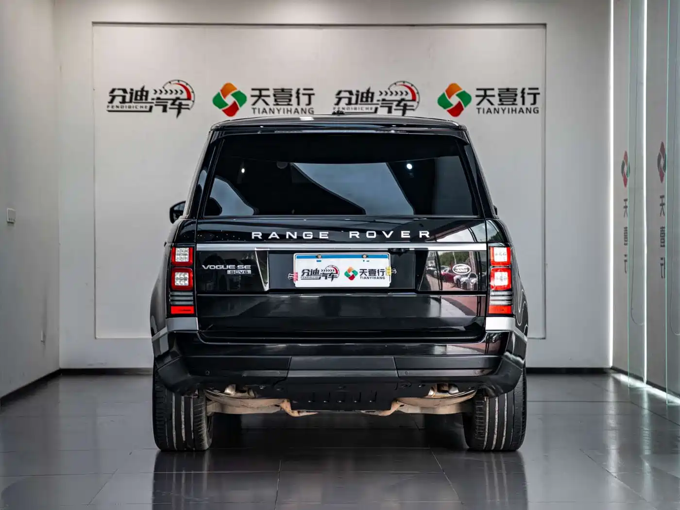 Land Rover Range Rover 2016 3.0 SC V6 Vogue SE Autobiography LWB фото 6