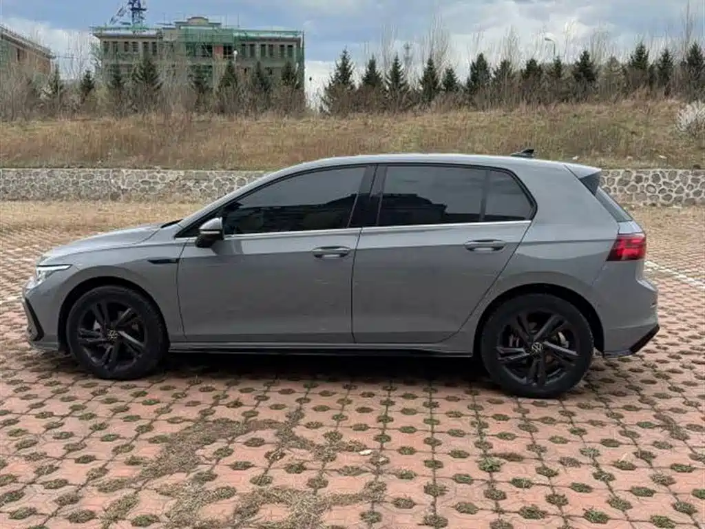Volkswagen Golf 2023 280TSI DSG R-Line Lite фото 7