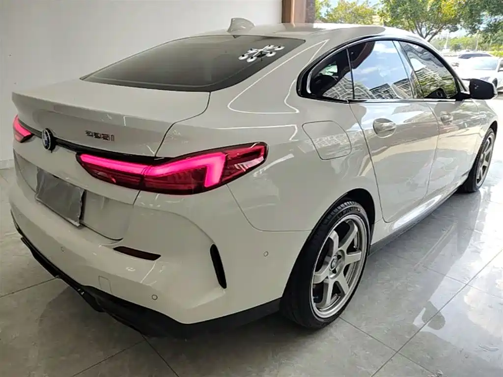 BMW 2 Series (Import) 2021 225i 4-Door Gran Coupe M Sport Shadow Edition фото 5