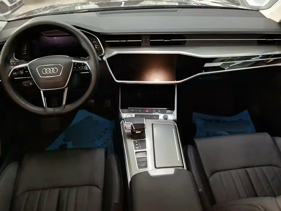 Audi A6L 2020 40 TFSI Luxury Elegance фото 12