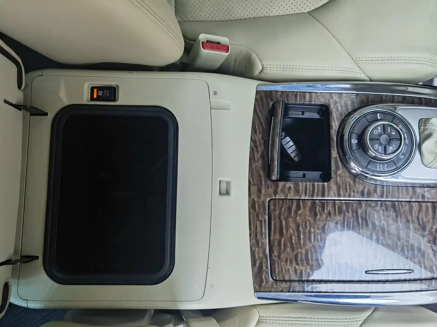 Nissan Patrol 2018 4.0L Flagship фото 11