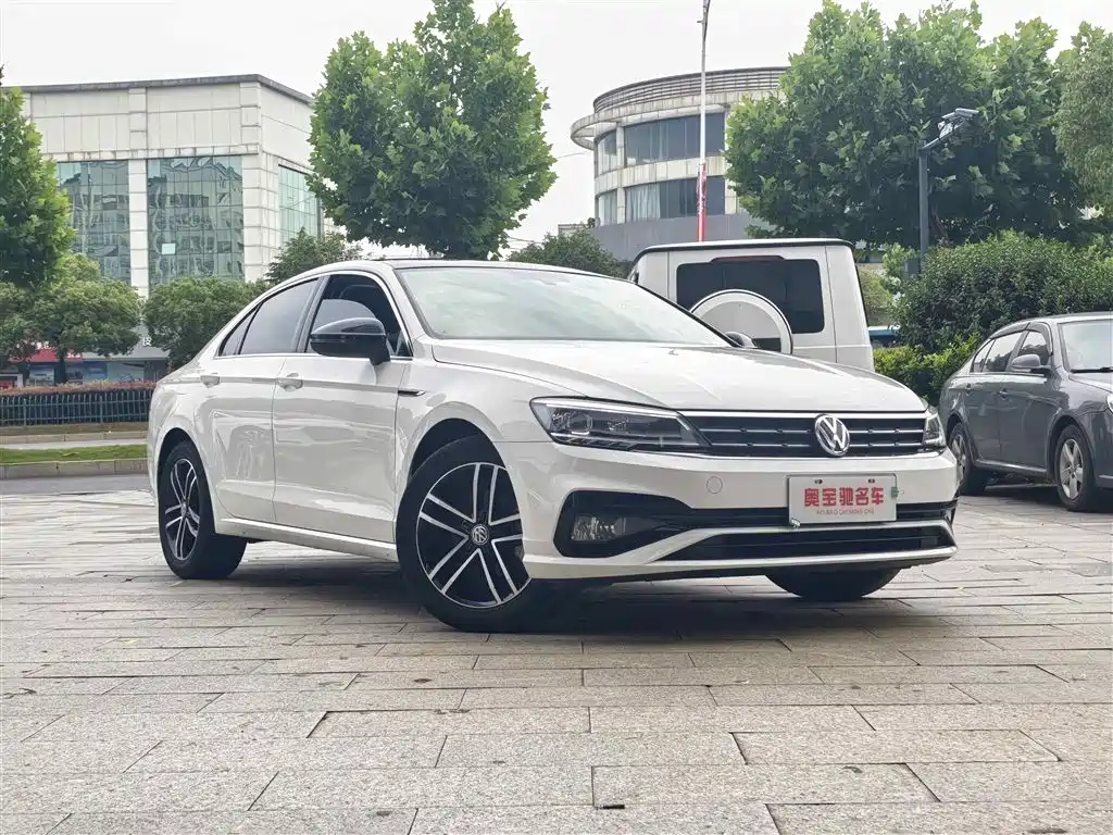 Volkswagen Lamando 2021 280TSI DSG Comfort Edition фото 3