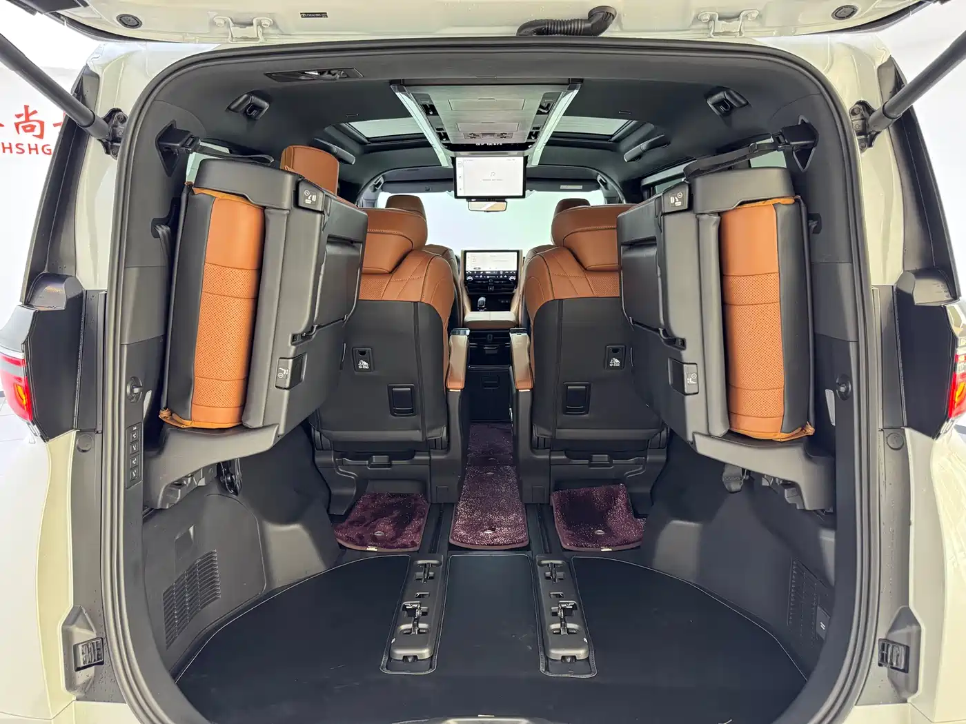 Toyota Vellfire 2024 Crown Hybrid 2.5L Premium Edition фото 10