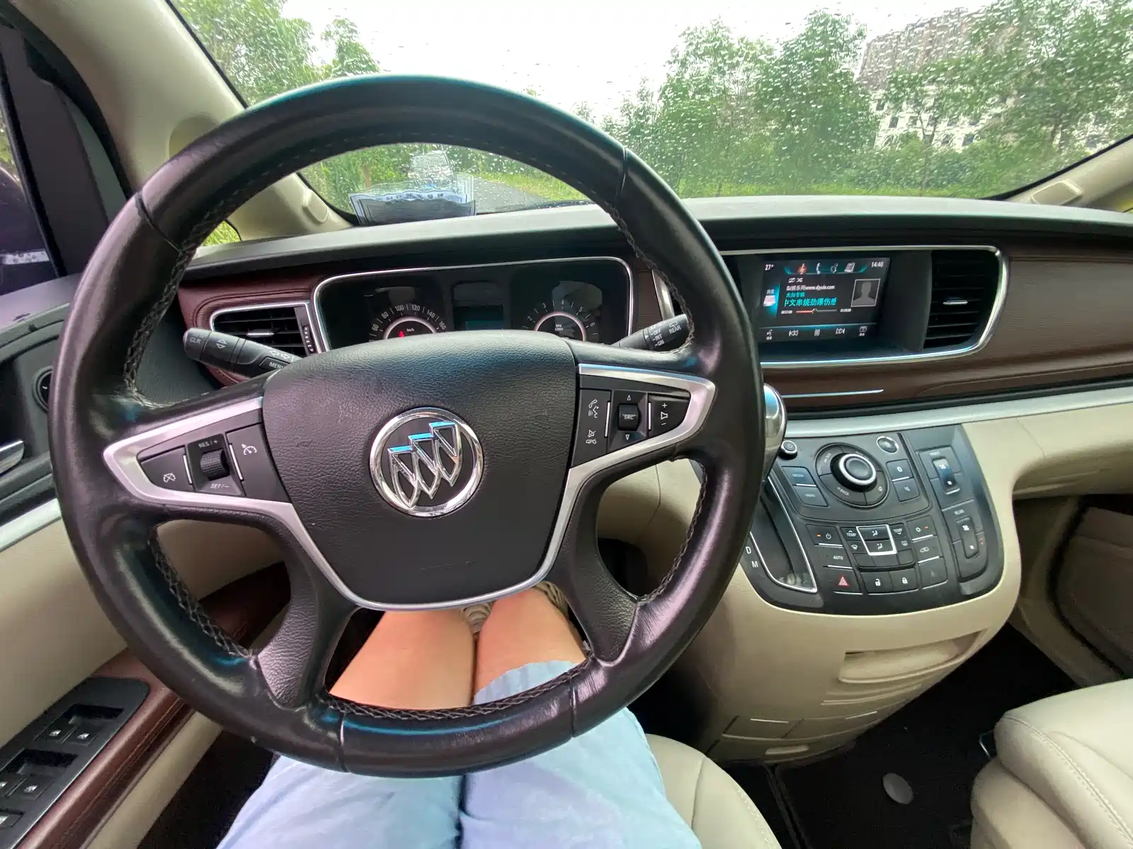 Фото 16 - Buick GL8
