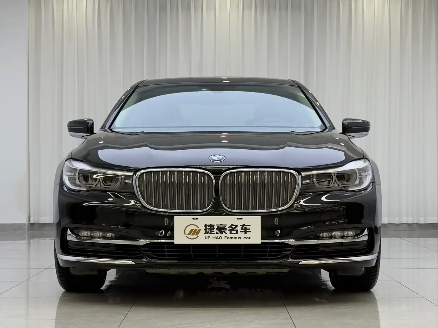 BMW 7 Series 2018 730Li Leading Type Excellence Package фото 2