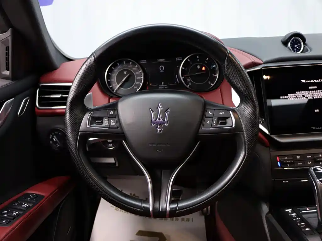 Maserati Ghibli 2024 2023 3.0T Modena