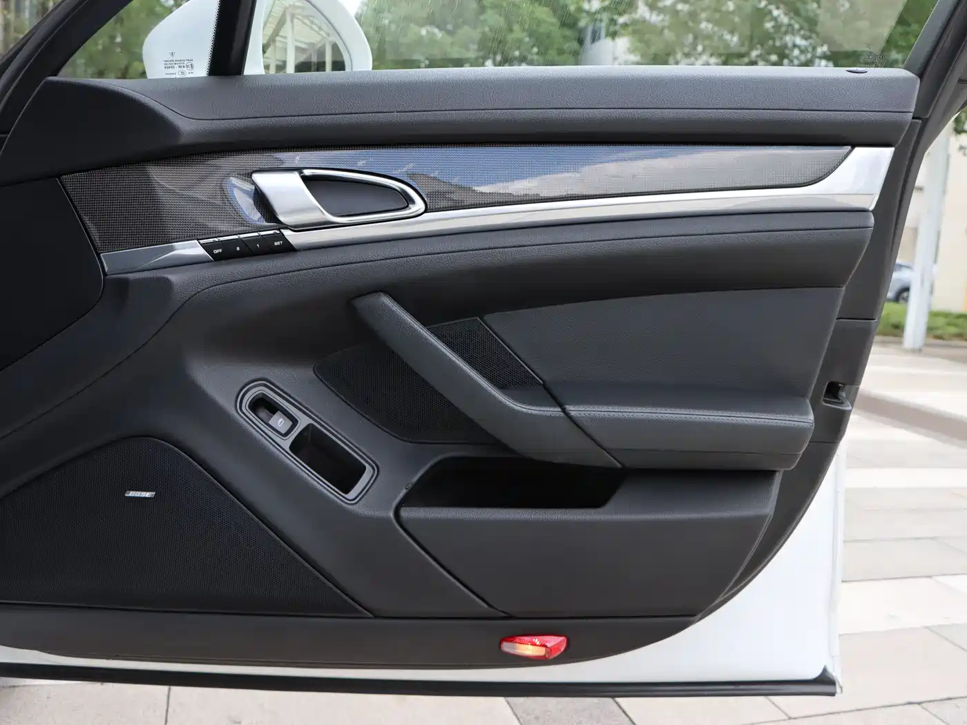 Porsche Panamera 2010 Model Panamera S 4.8L фото 24