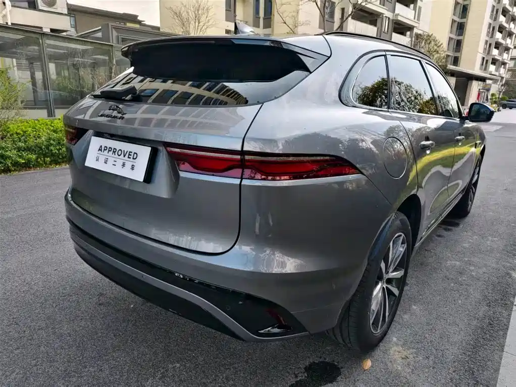 Jaguar F-PACE 2025 2025 P250 R-Dynamic SE