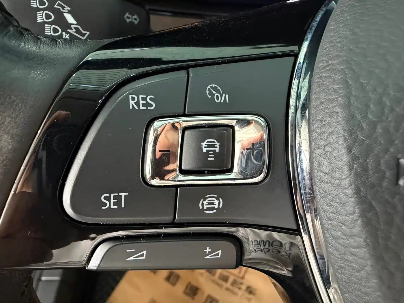 Volkswagen Tharu 2022 280TSI FWD Luxury Edition фото 8