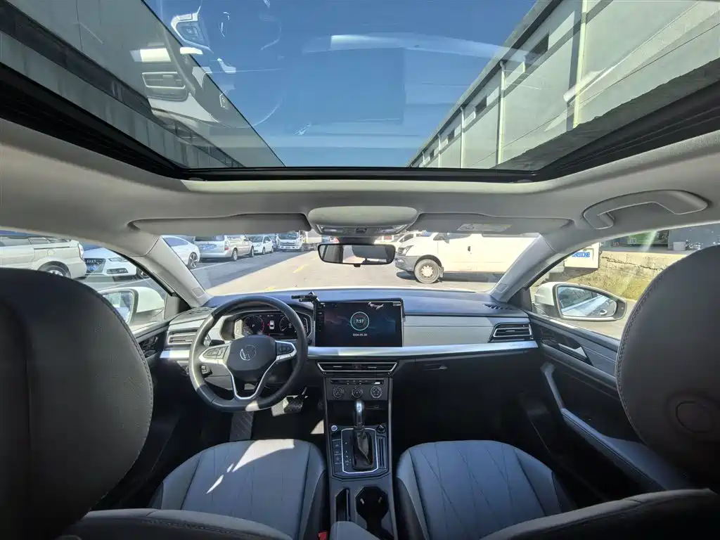 Volkswagen Lavida 2024 Model 1.5L Automatic 5 Million Edition фото 22