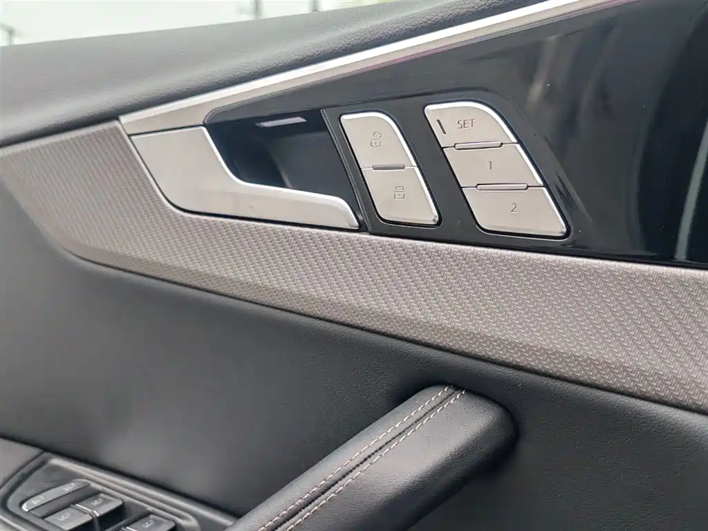 Audi A4L 2024 40 TFSI quattro RS Kit Speed Edition фото 4