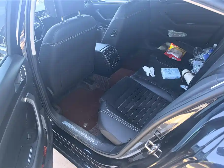 Volkswagen Magotan 2020 330TSI DSG Luxury фото 11
