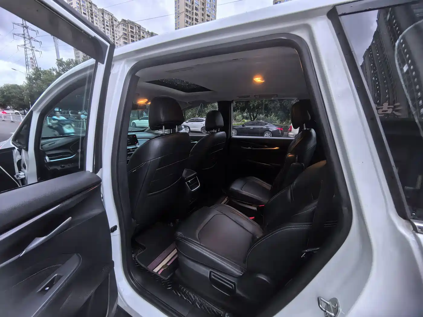 Maxus Maxus G50 2020 2019 1.5T Automatic Elite Edition China VI