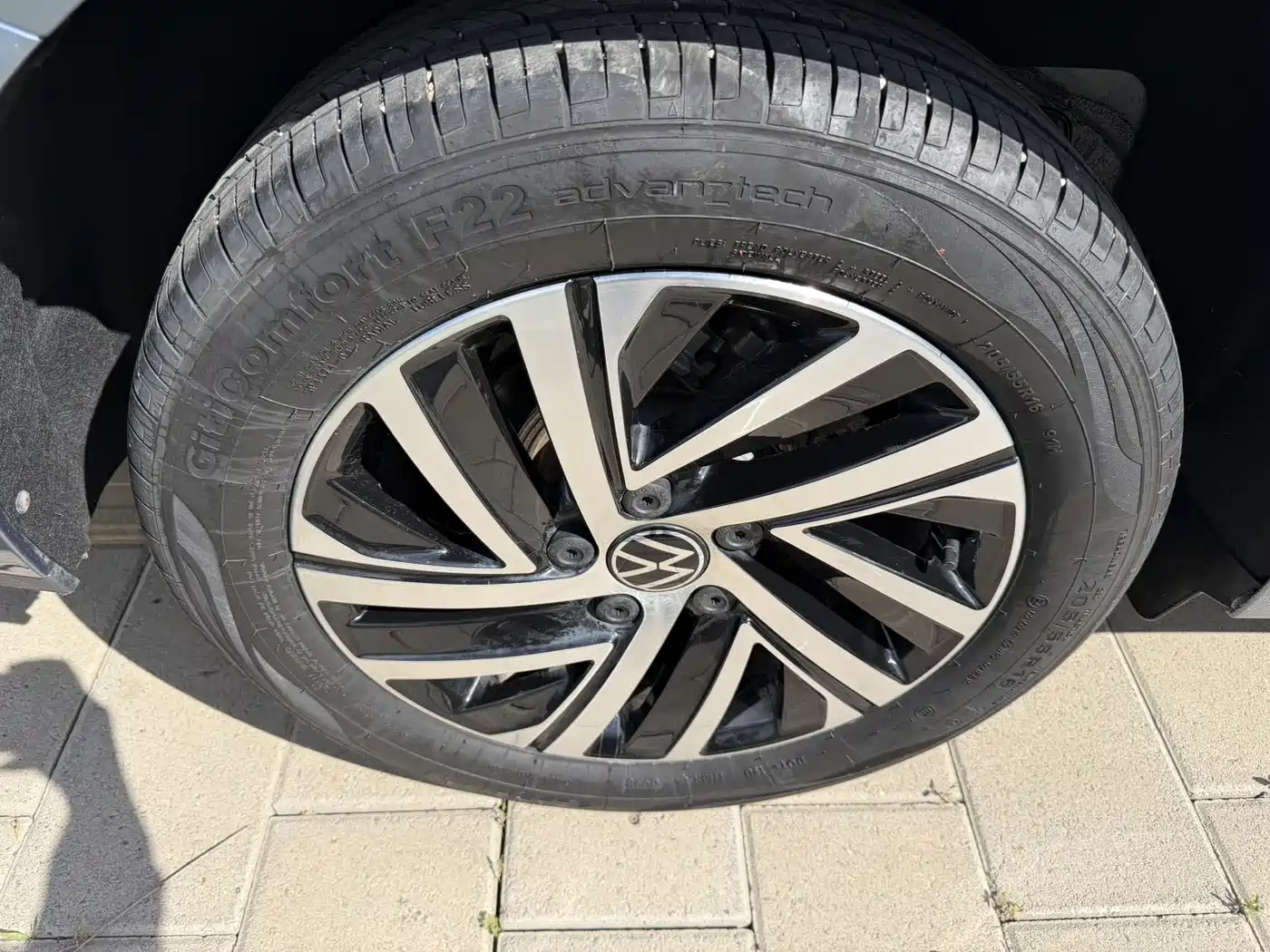 Volkswagen Lavida 2023 1.5L Auto Five Million Edition фото 12