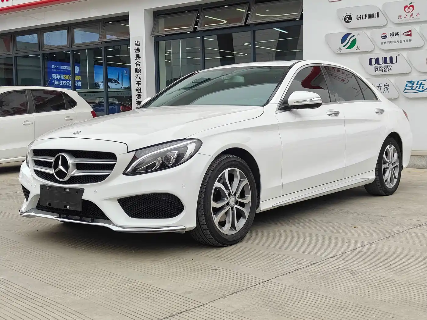 Mercedes-Benz C-Class 2017 C 180 L Sport фото 4