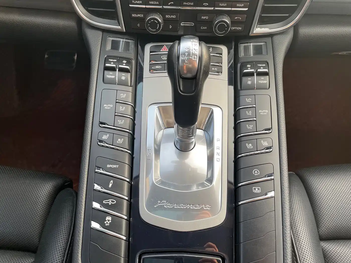 Porsche Panamera 2016 Panamera Executive Edition 3.0T фото 19