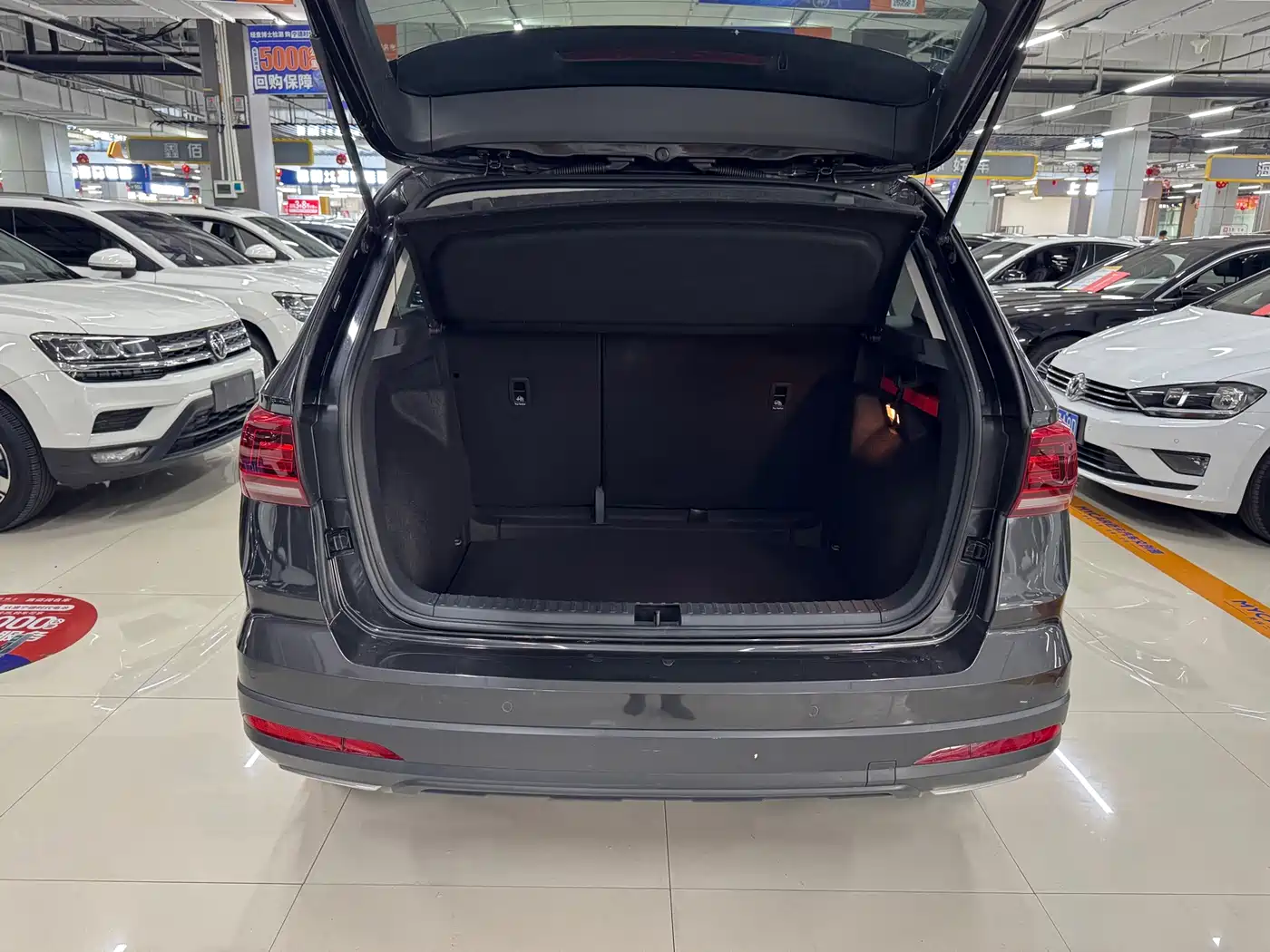 Volkswagen Tharu 2022 280TSI FWD Luxury Edition фото 11