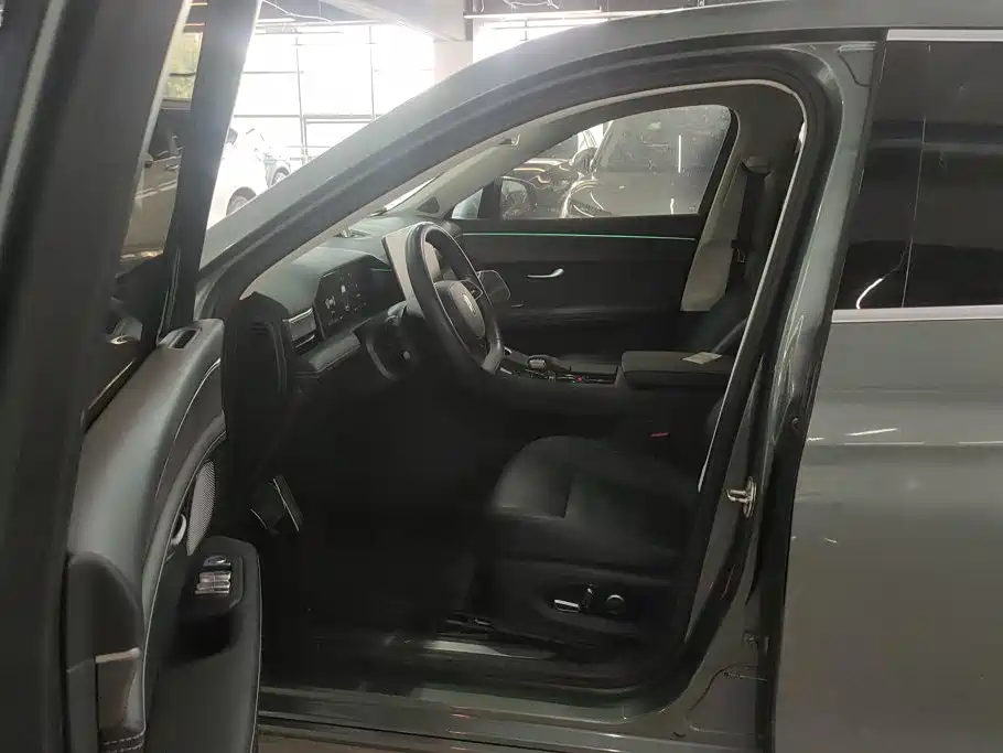 AITO Wenjie AITO M5 2022 2022 Extended Range AWD Performance Edition
