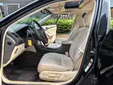 Photo 26 - Lexus ES