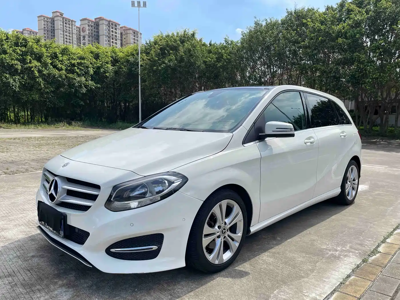 Mercedes-Benz B-Class 2017 B 200 Dynamic