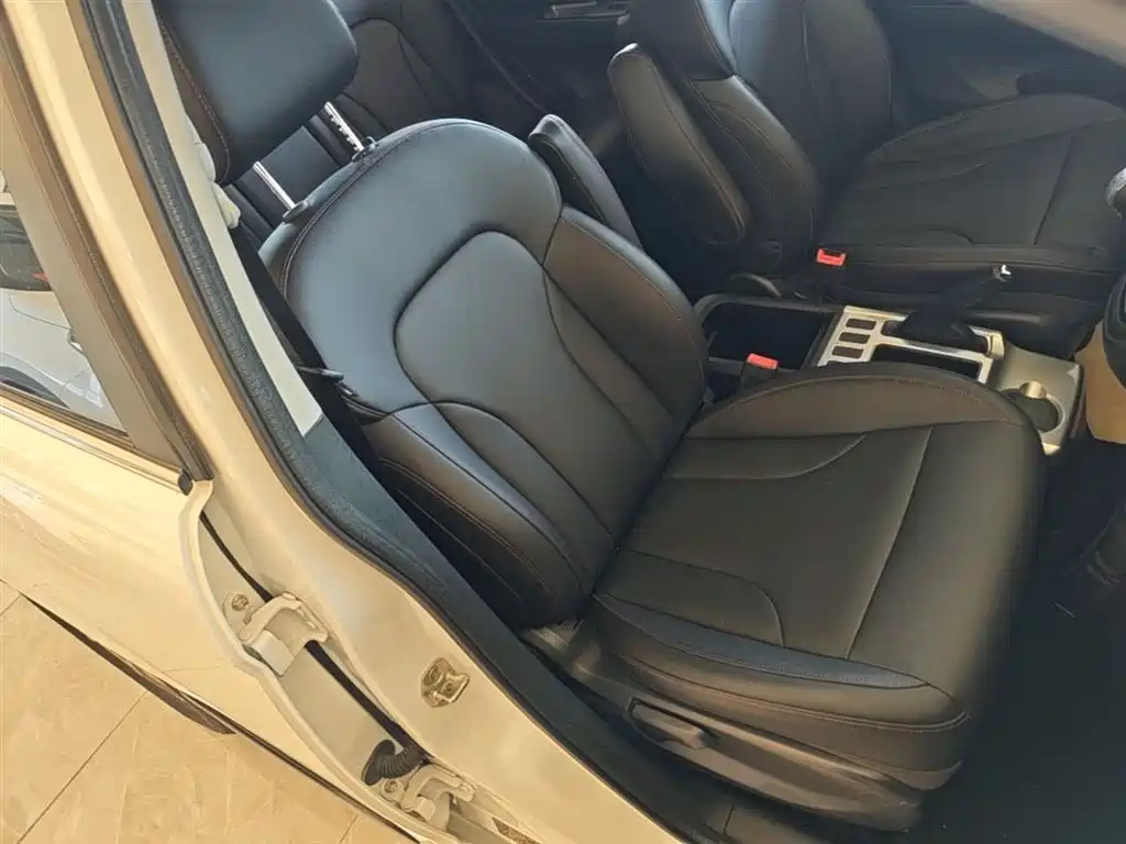 Haval H6 2016 Upgrade Edition 1.5T Manual 2WD Elite Type фото 25