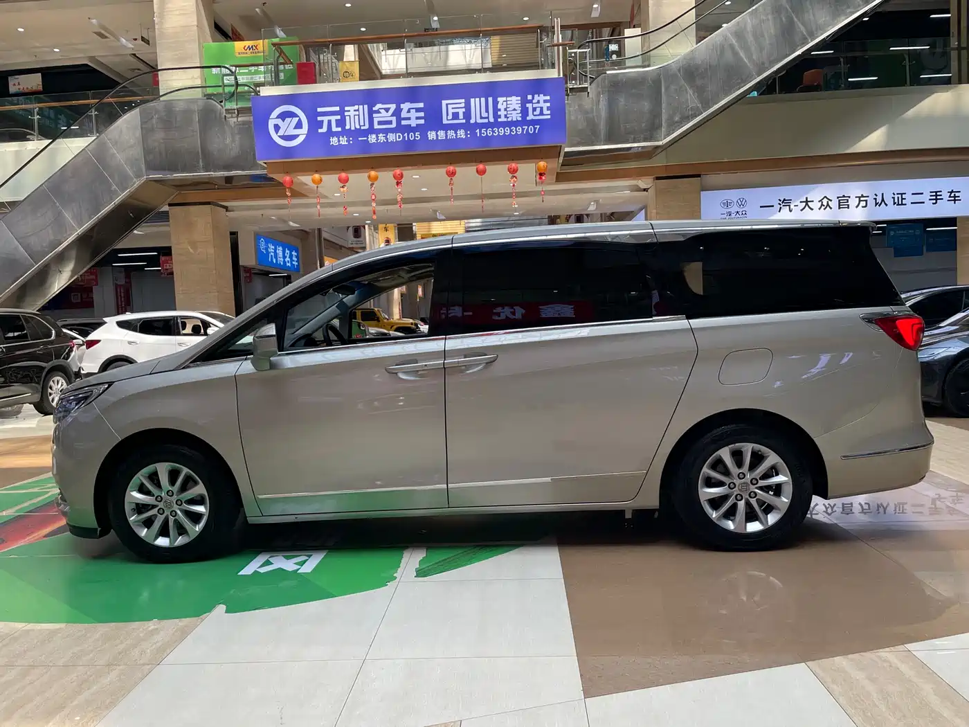 Buick GL8 2018 ES 28T Comfort Type China VI фото 4