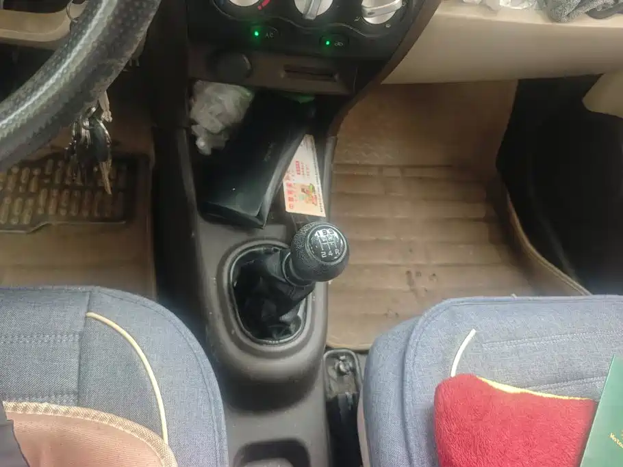 Zotye Z100 2014 2013 1.0L Comfort