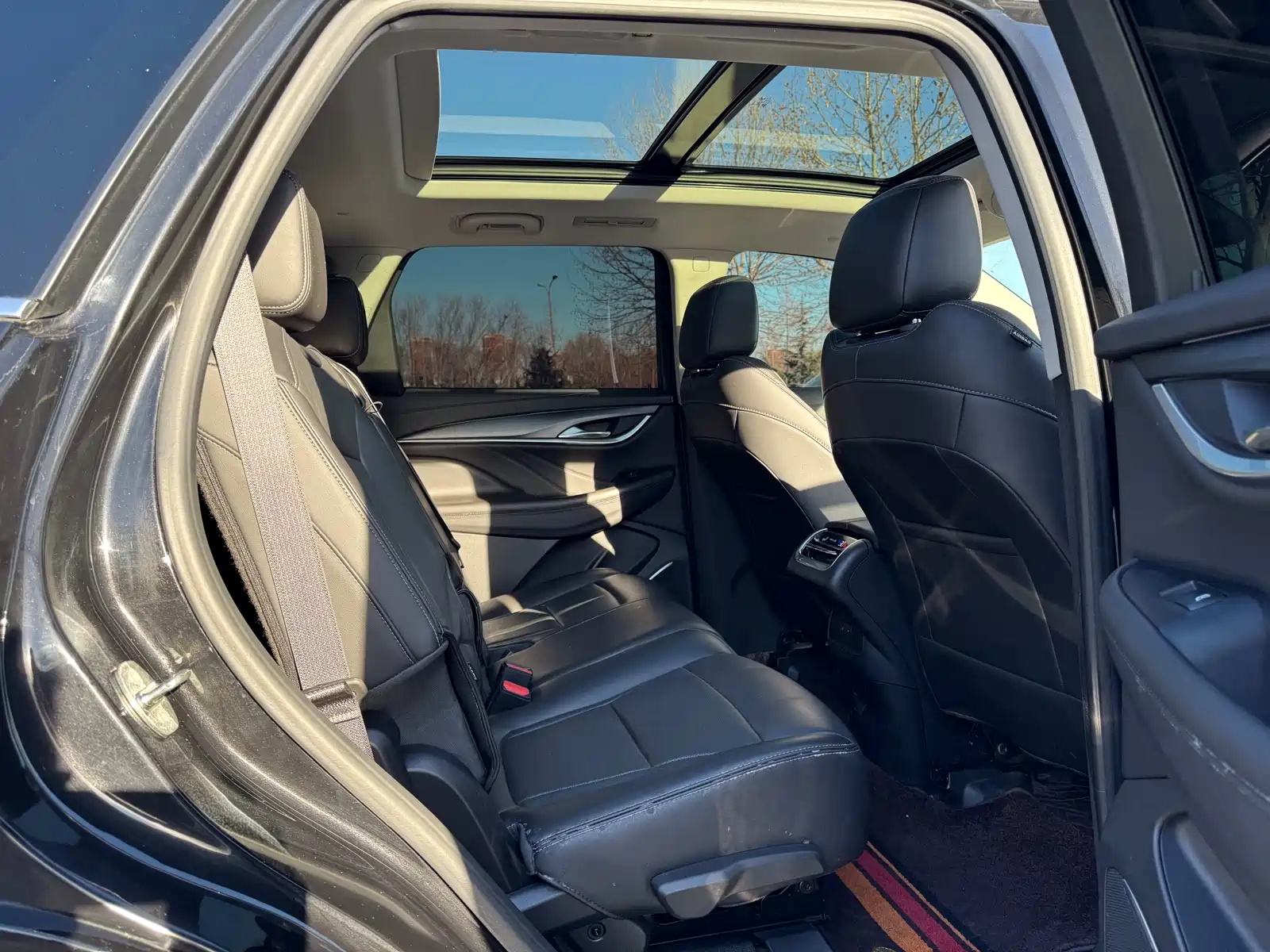 Фото 16 - Buick Enclave