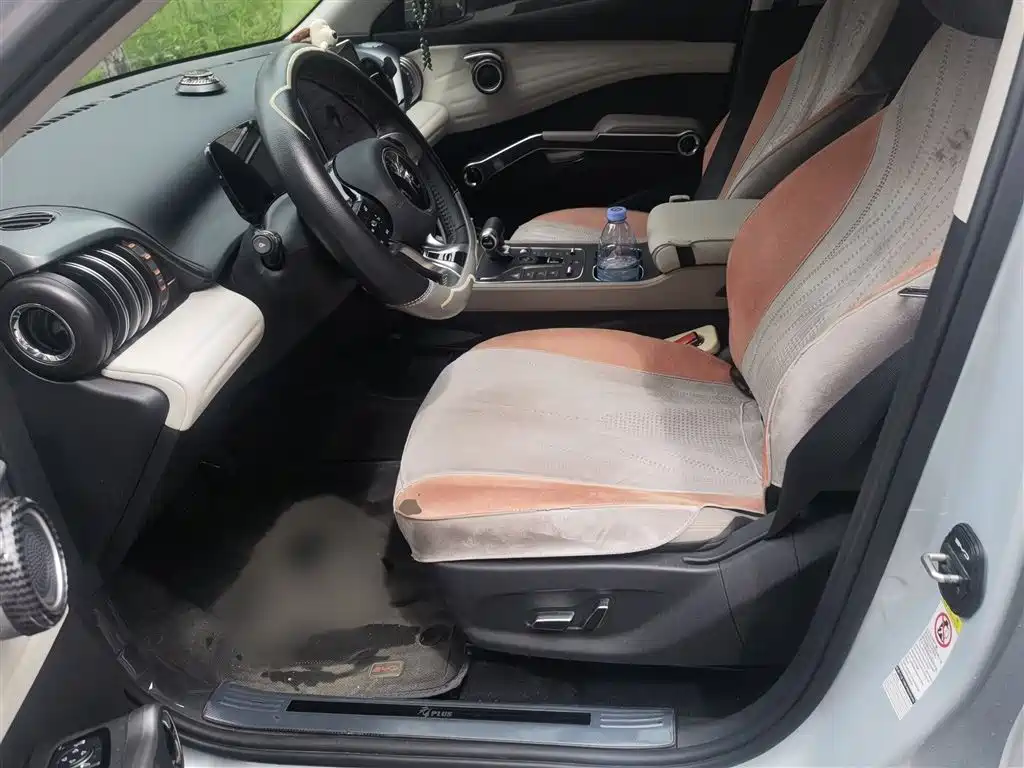 BYD Yuan PLUS 2024 Glory Edition 510KM Leading фото 8