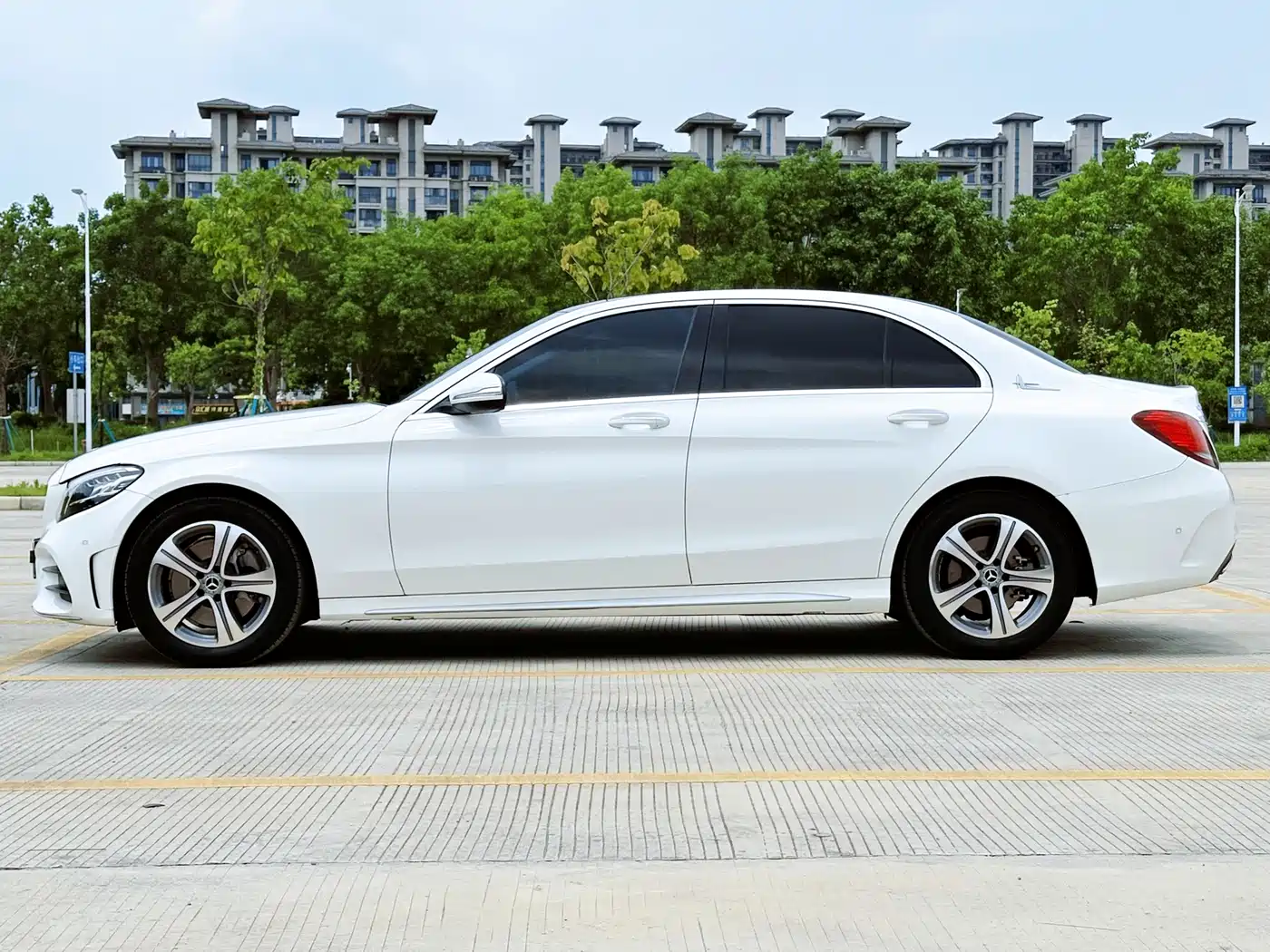 Mercedes-Benz C-Class 2020 C 260 L Sport фото 20