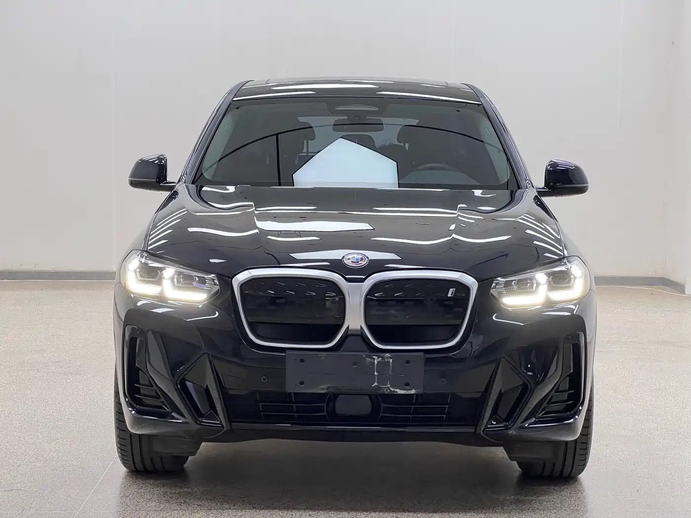 BMW iX3 2024 2023 Leading Type
