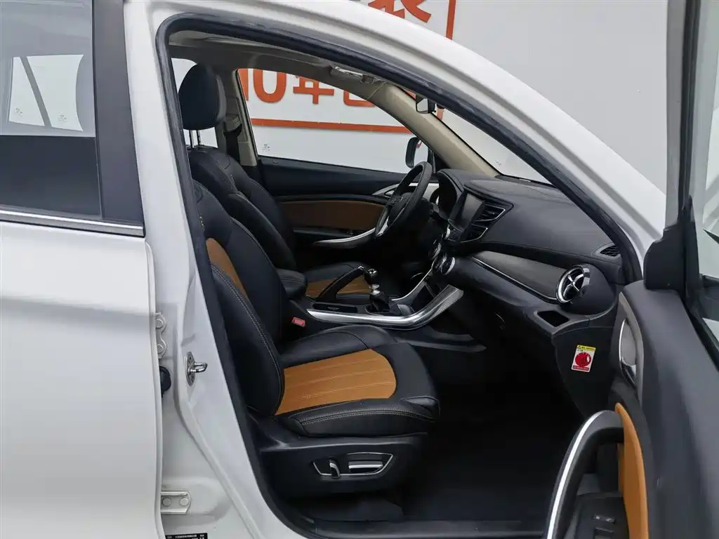 BYD Song 2016 1.5TI Manual Luxury фото 23