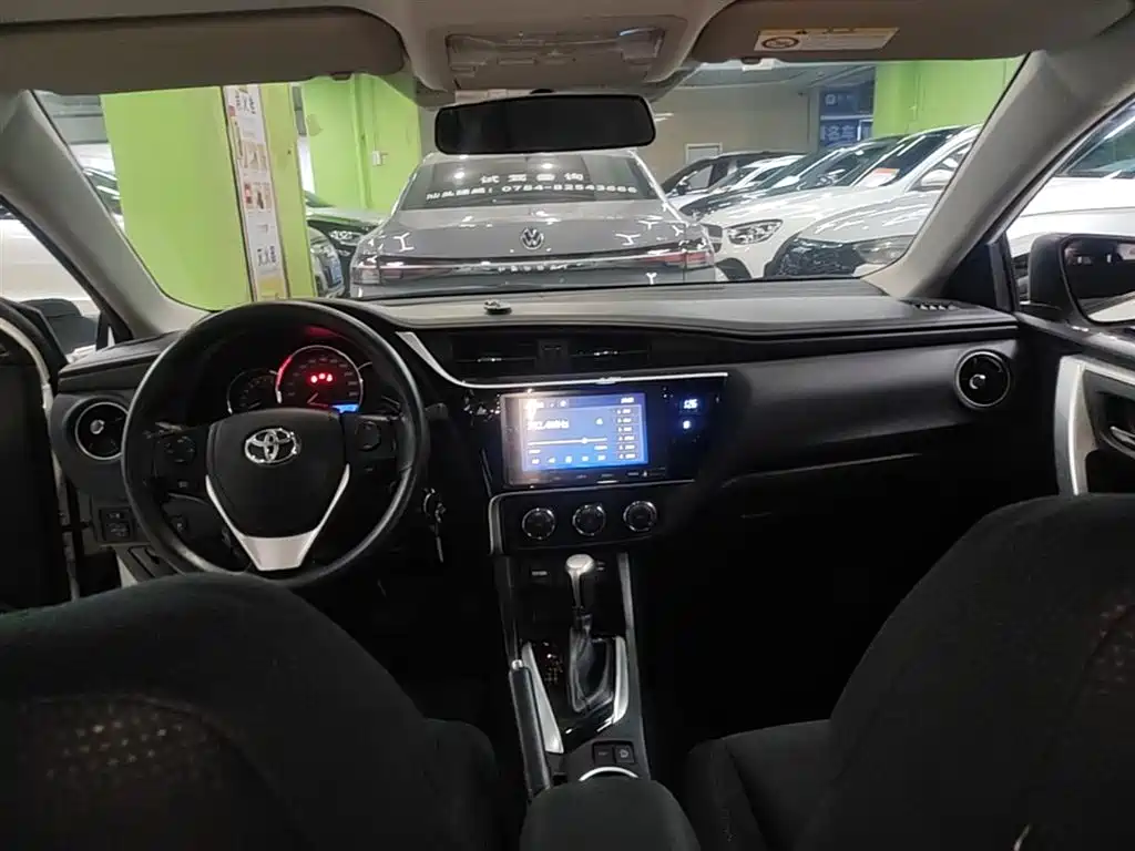 Toyota Levin 2017 Facelift 185T CVT Elite (China V) фото 10