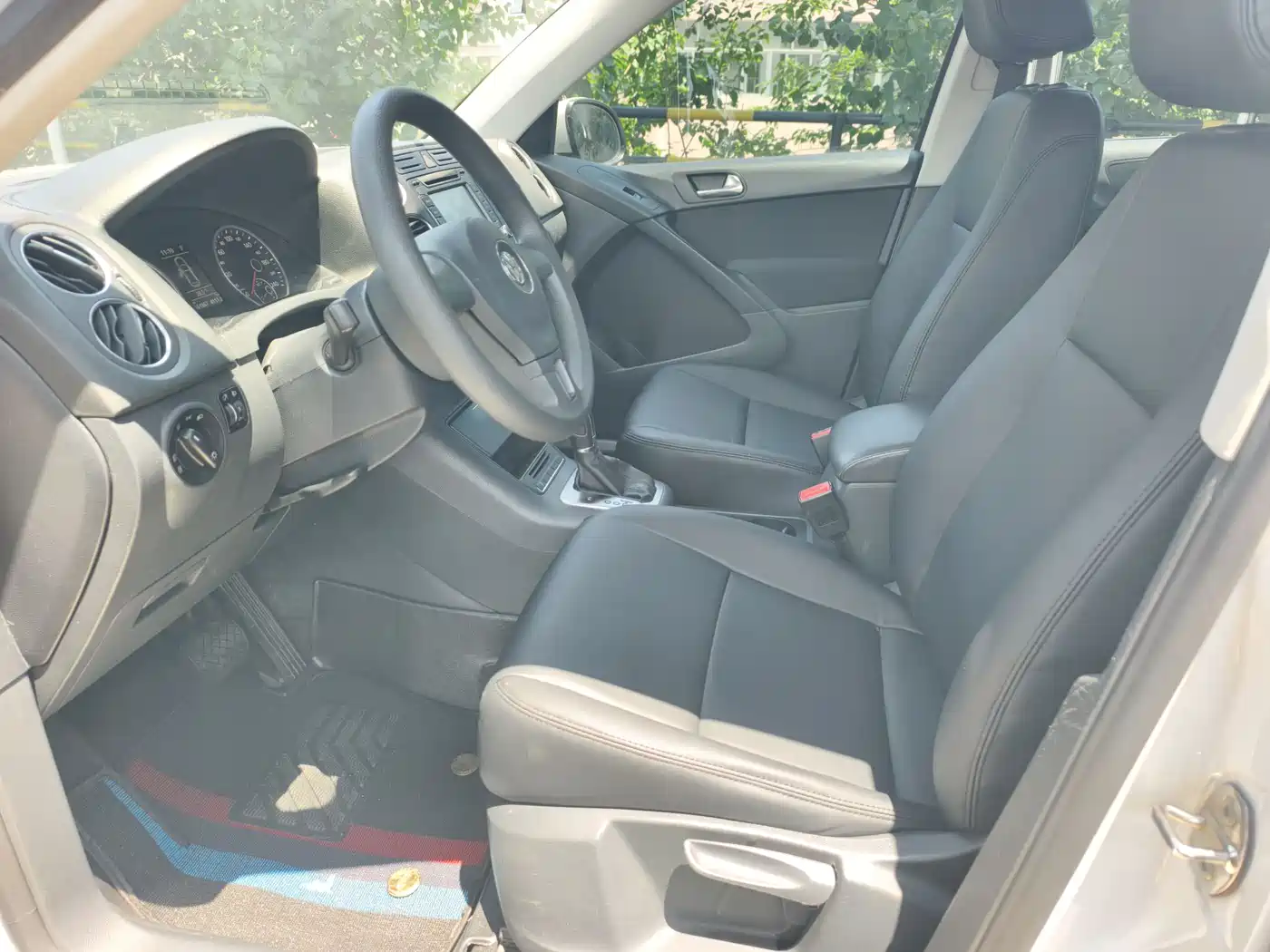 Volkswagen Tiguan 2012 1.8TSI Automatic 2WD Trend Edition фото 5