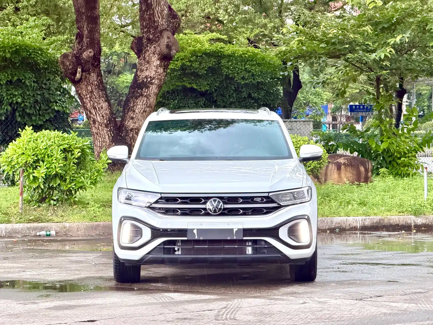 Volkswagen T-ROC 2025 2024 300TSI DSG 2WD Morning Light Edition