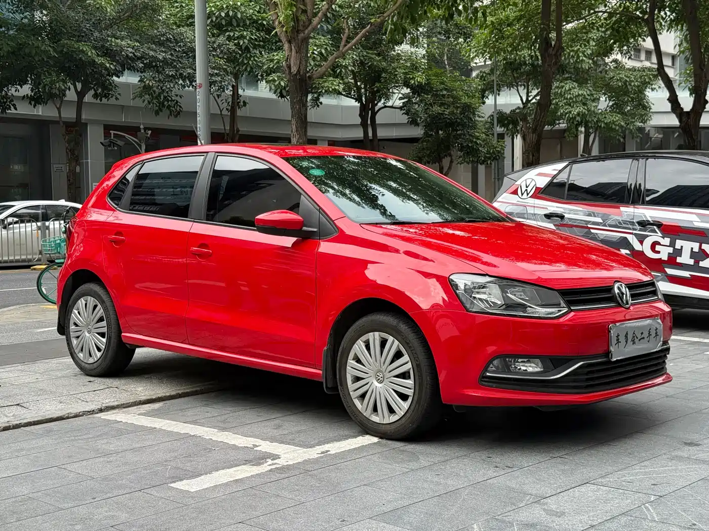 Volkswagen Polo 2016 1.6L Automatic Comfort фото 3