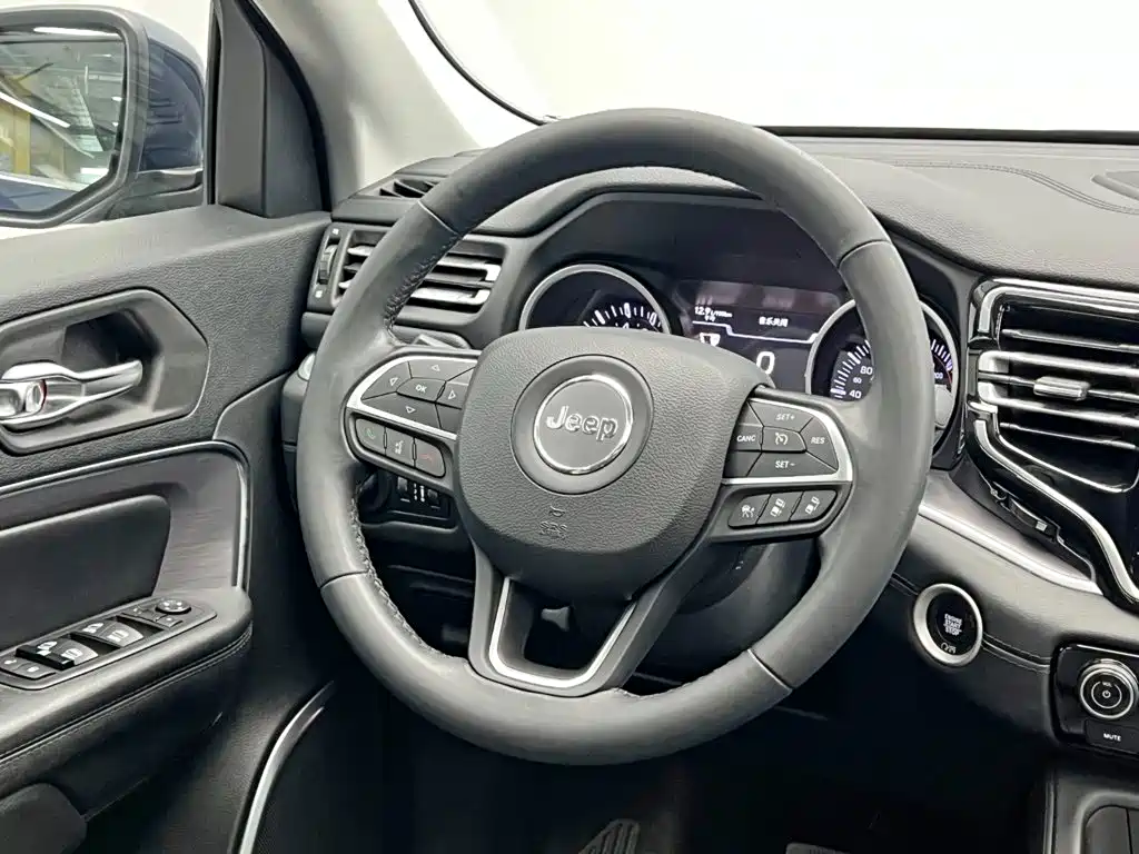 Jeep Grand Commander 2019 2018 2.0T AWD Ultimate Edition (China V)