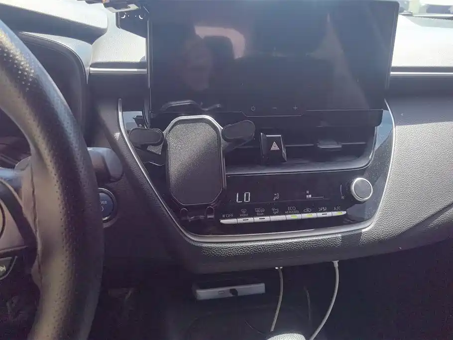 Toyota Corolla 2024 Model 1.8L Smart Hybrid Pioneer Edition фото 13