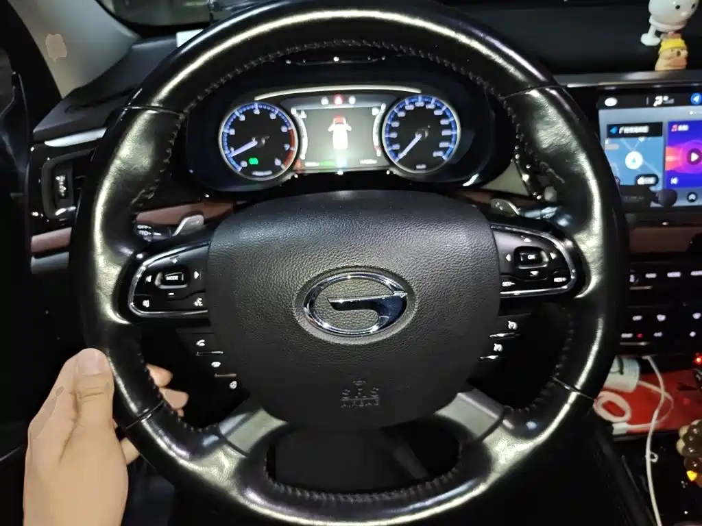 Фото 3 - GAC Trumpchi GS8
