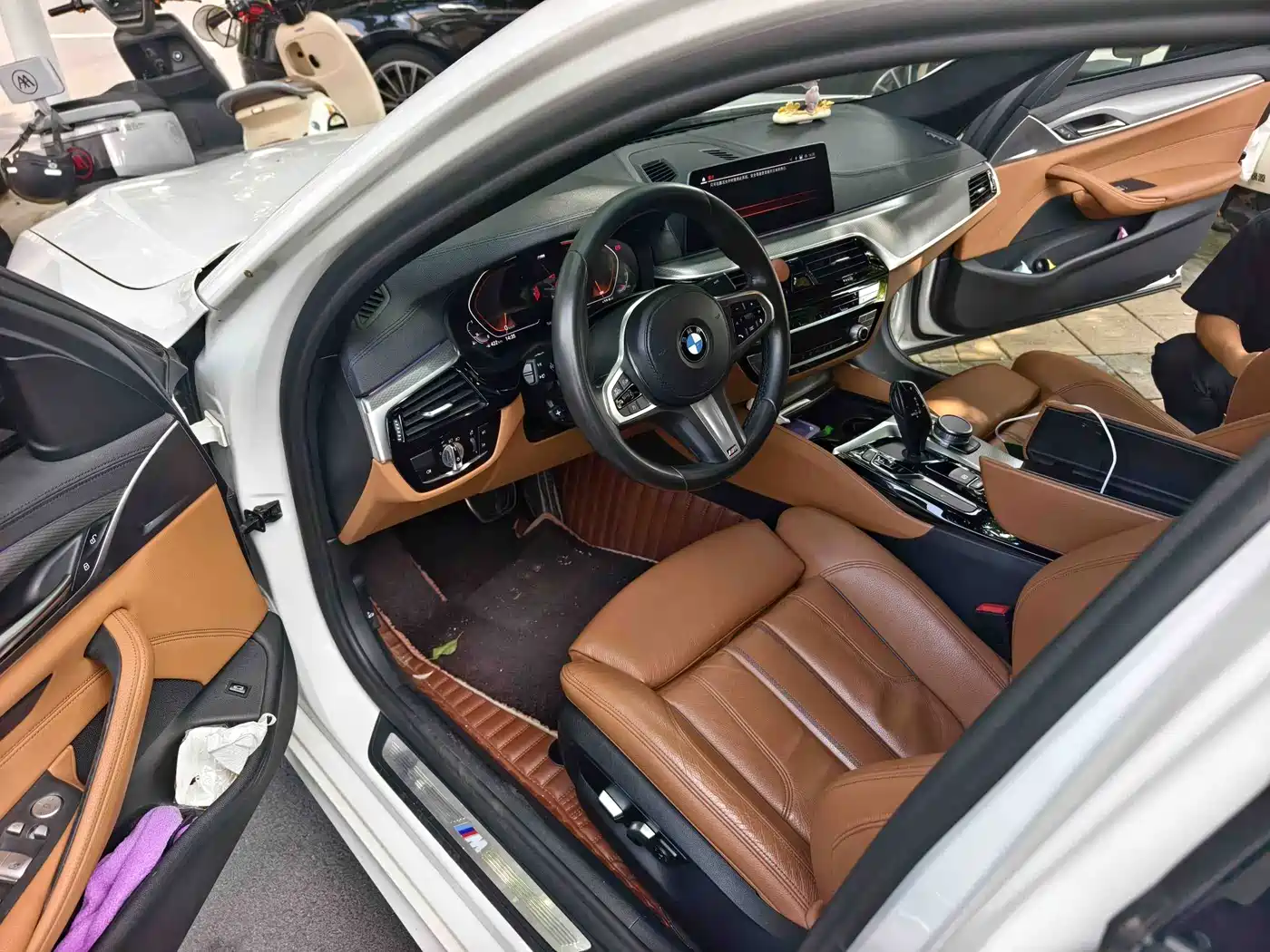 Фото 2 - BMW 5 Series (Import)