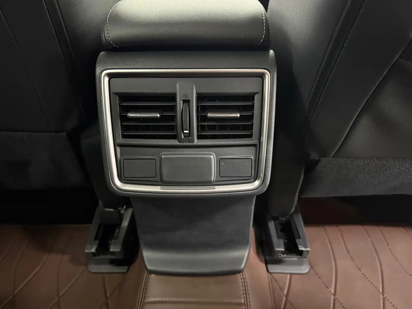 Subaru Forester 2022 2.0i AWD Luxury Edition with EyeSight фото 13