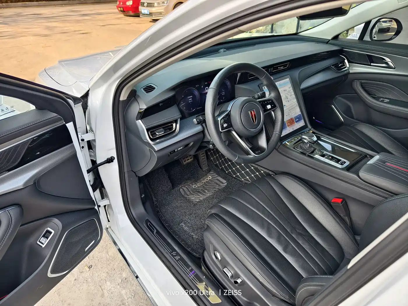 Hongqi H5 2023 2.0T Auto Smart Connect Flag Comfort фото 4