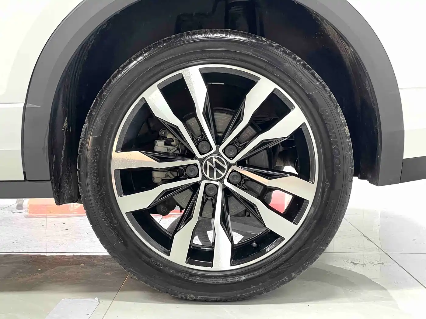 VOLKSWAGEN T ROC EXPLORING SONGS