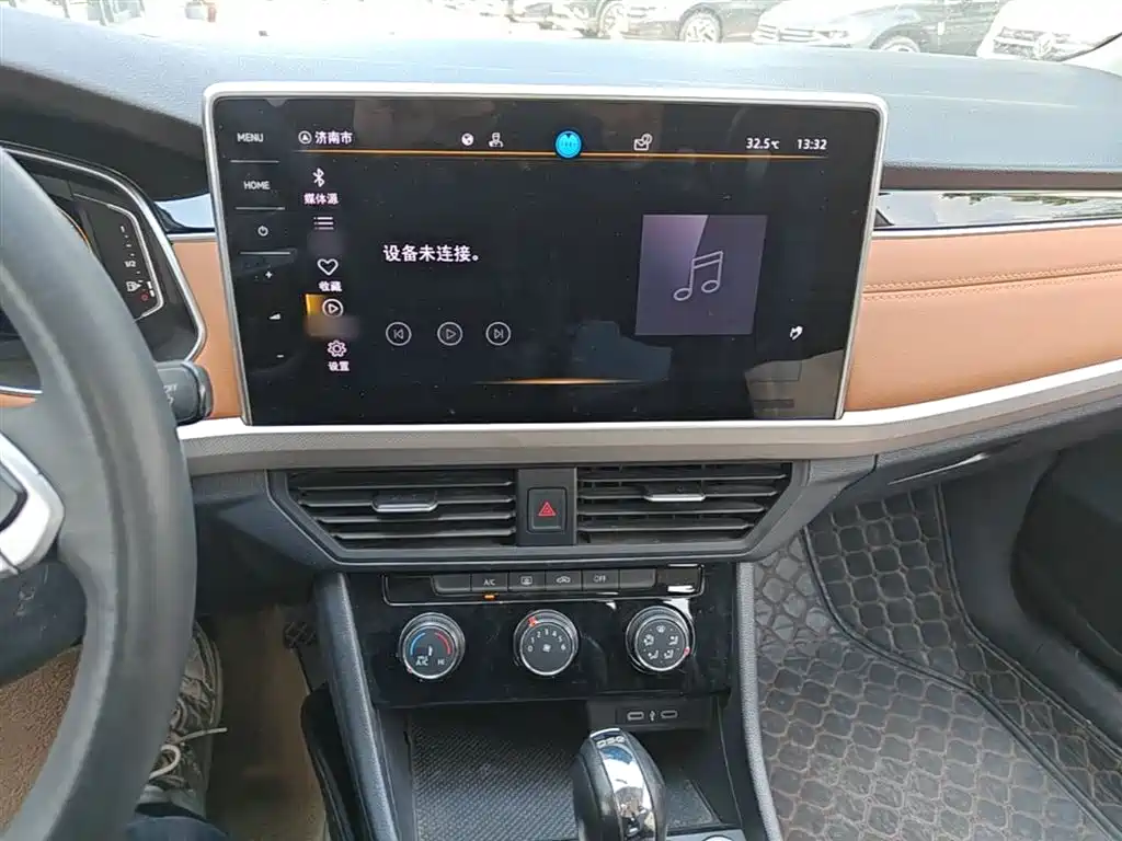Volkswagen Bora 2023 200TSI DSG Yuexing PRO Edition фото 6