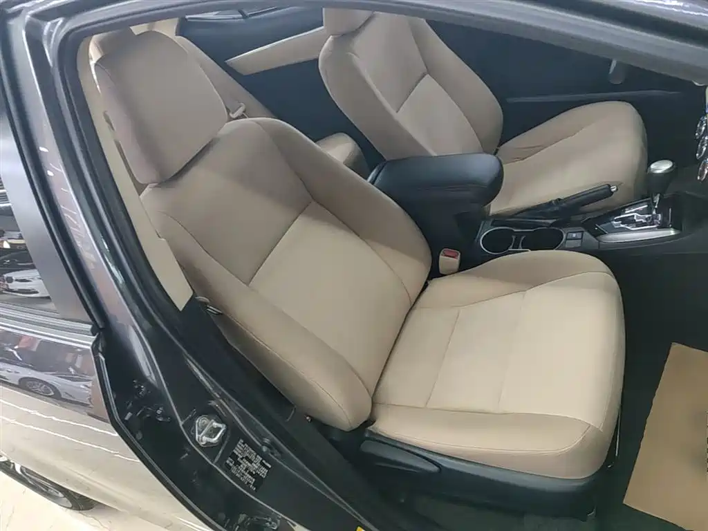 Toyota Levin 2014 1.6G CVT Elite Edition фото 25