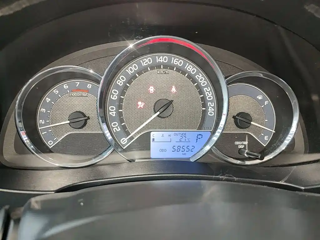 Toyota Levin 2014 1.6G CVT Elite Edition фото 12