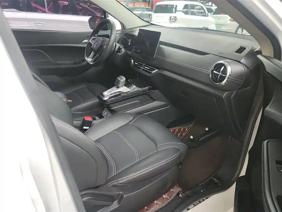 BYD Yuan New Energy 2019 EV360 Smart Connect Edition фото 8