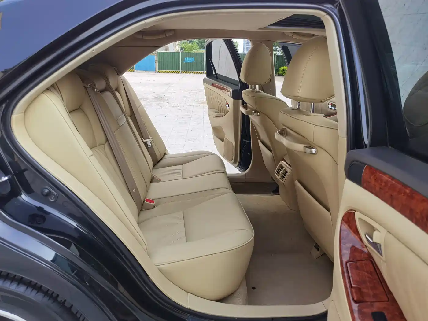 Toyota Crown 2011 2.5L Royal Leather Sunroof Special Edition фото 15