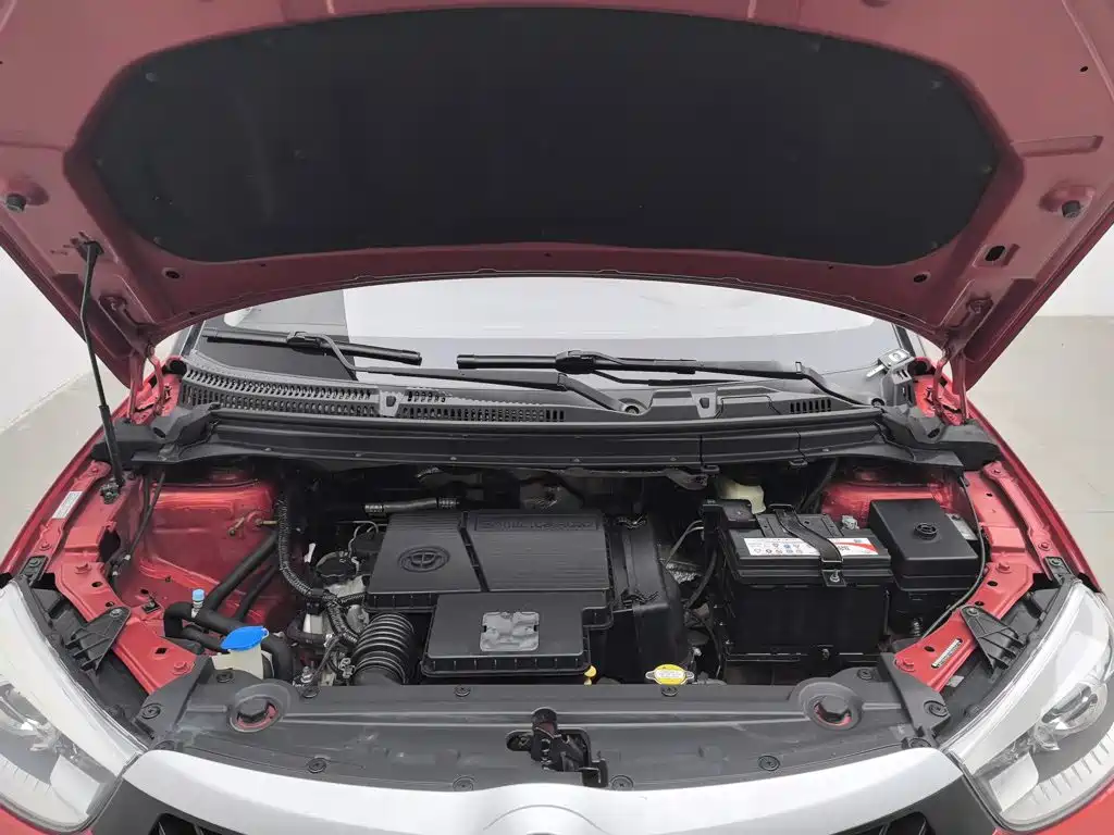Zhonghua V3 2016 2016 1.5L Manual Comfort